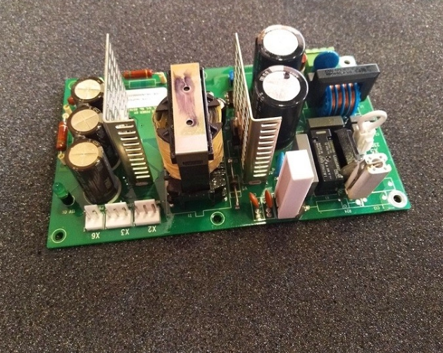 ABB  NGPS13C  變頻器驅(qū)動(dòng)板
